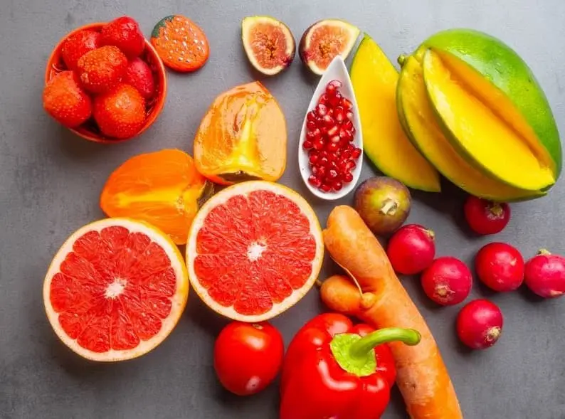 Foto di alimenti contenenti carotenoidi