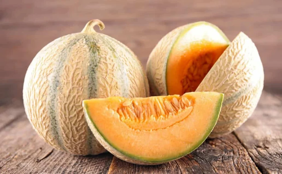 Melone, frutto ricco di acqua, vitamine e antiossidanti