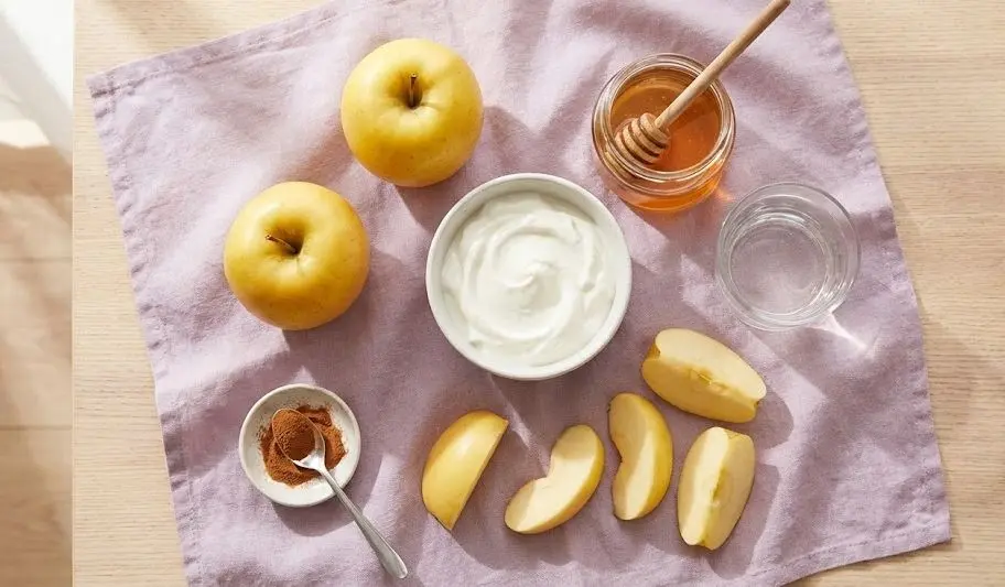 Ingredienti della Mousse di mela cotta e yogurt greco
