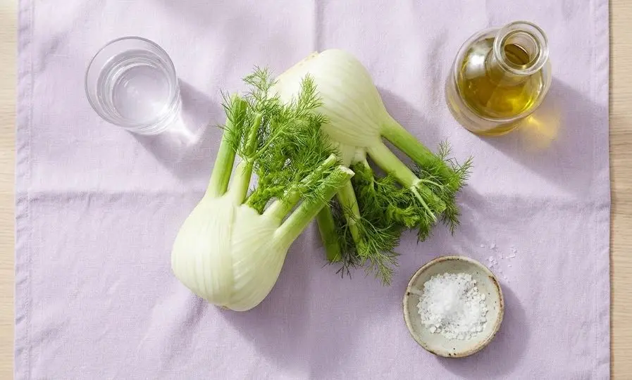 Immagine degli Ingredienti dei Cuori di Finocchio Stufati